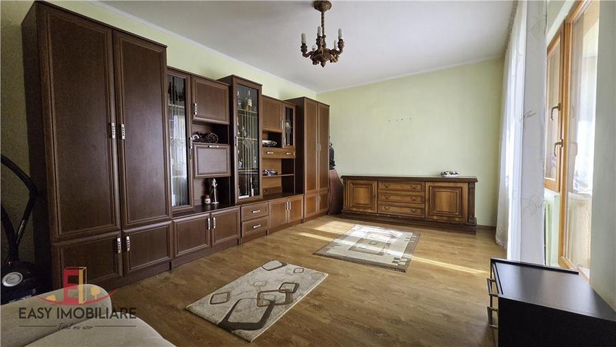 Apartament cu 2 camere decomandat în Unirii