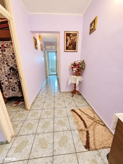 Apartament cu 3 camere decomandat în Central