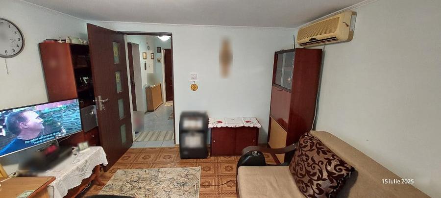 Casă cu 2 camere cu Teren 1600 Mp în Central