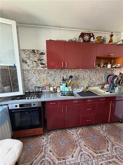 Metrou 1 Decembrie - Apartament 4 camere 2 bai - Gata de mutare - 10