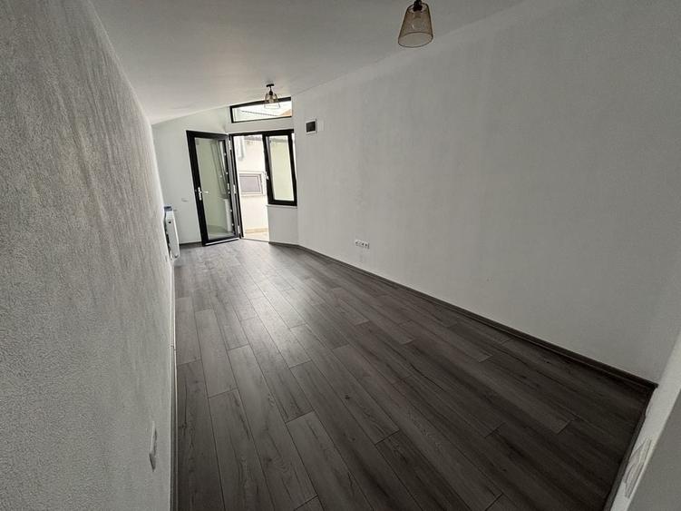 Spațiu comercial, de 20 mp, în Ultracentral