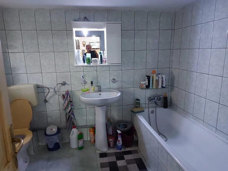 Casă cu 3 camere cu Teren 400 Mp în Central