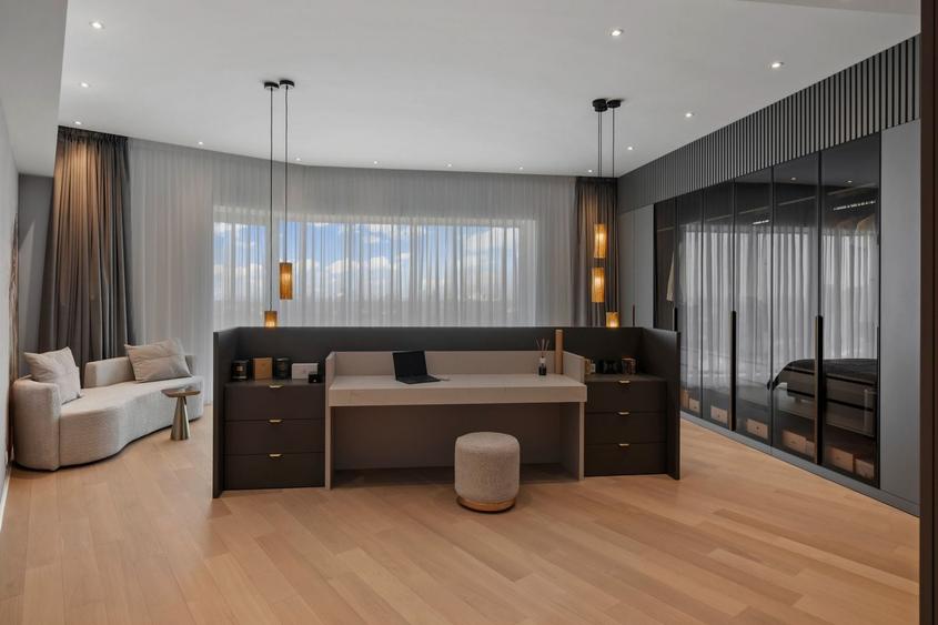 Apartament cu 5 camere decomandat, mobilat în Barbu Văcărescu