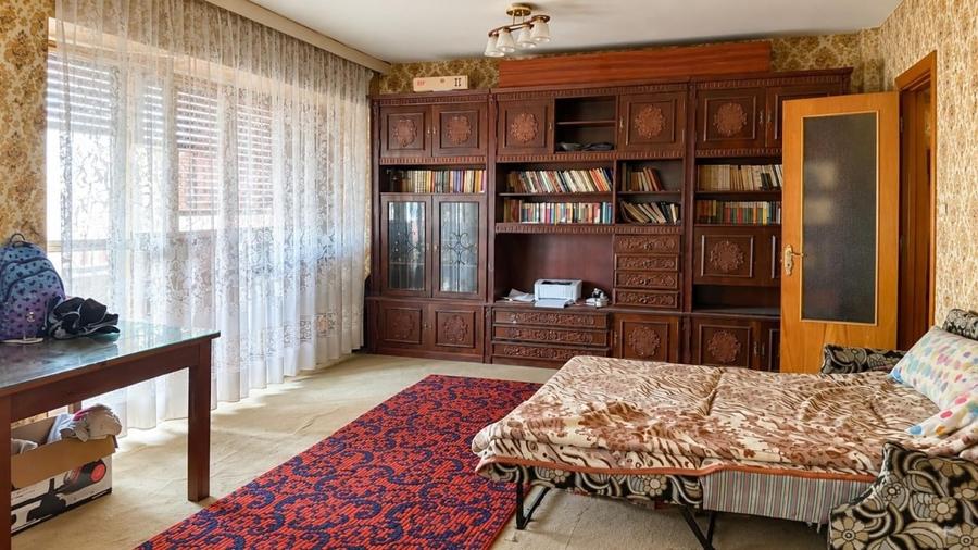 Apartament cu 3 camere decomandat, mobilat în Iancului