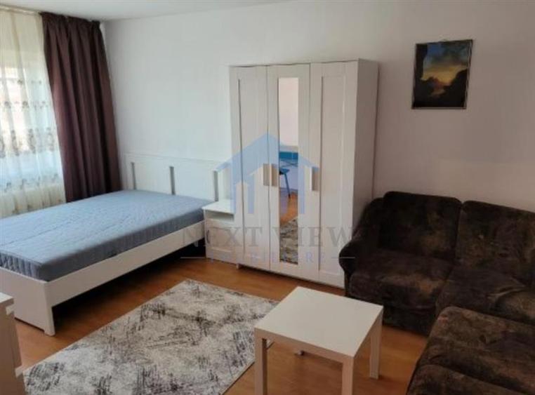 Apartament cu 2 camere decomandat în Între Lacuri