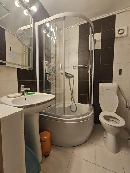 Apartament cu 4 camere în Ultracentral