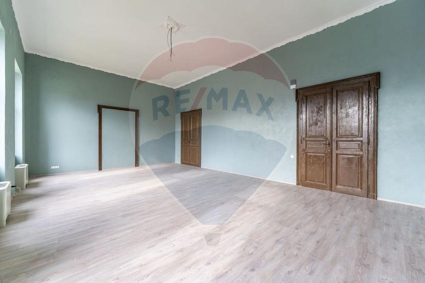 Birou, de 36.919998168945 mp, în Fortuna