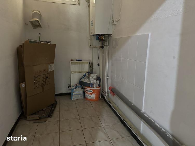 Spațiu comercial, de 40 mp, în Republicii