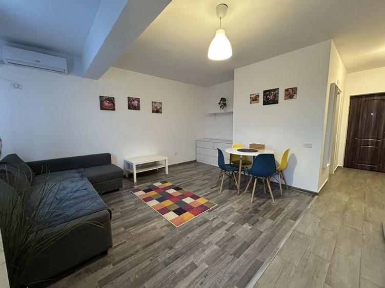 Apartament cu 2 camere decomandat în Theodor Pallady