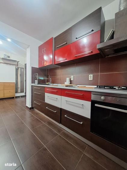Apartament cu 3 camere decomandat în Crângași