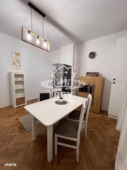 Apartament cu 2 camere decomandat în Tineretului