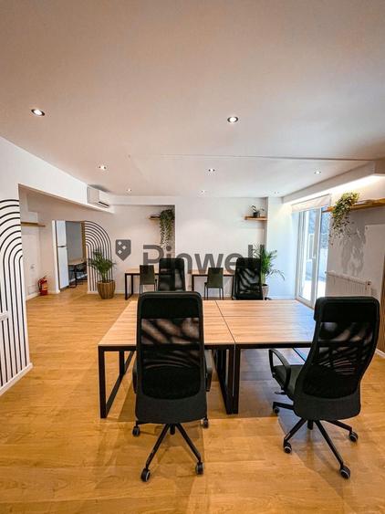 Apartament cu 3 camere decomandat, mobilat în P-ța Victoriei