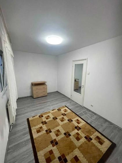 Apartament cu 2 camere semidecomandat în Astra