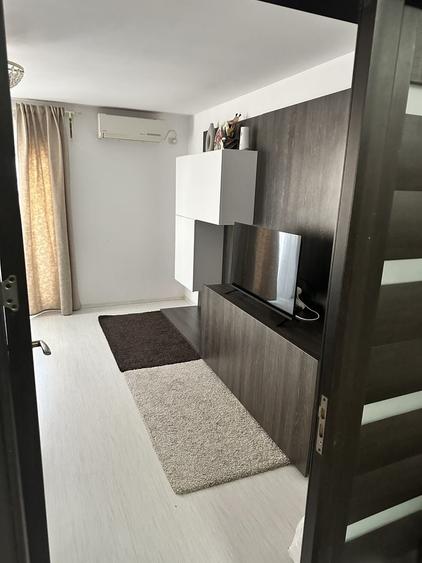 Apartament cu 2 camere decomandat în Faleza Nord