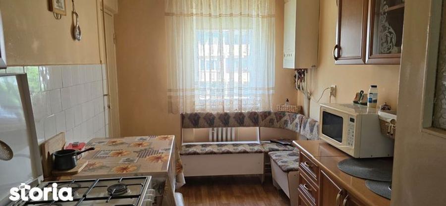 Apartament cu 4 camere în Central