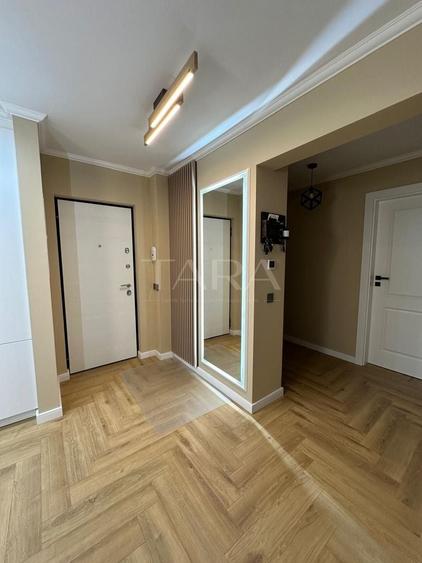 Apartament cu 4 camere decomandat, mobilat în Mărăști