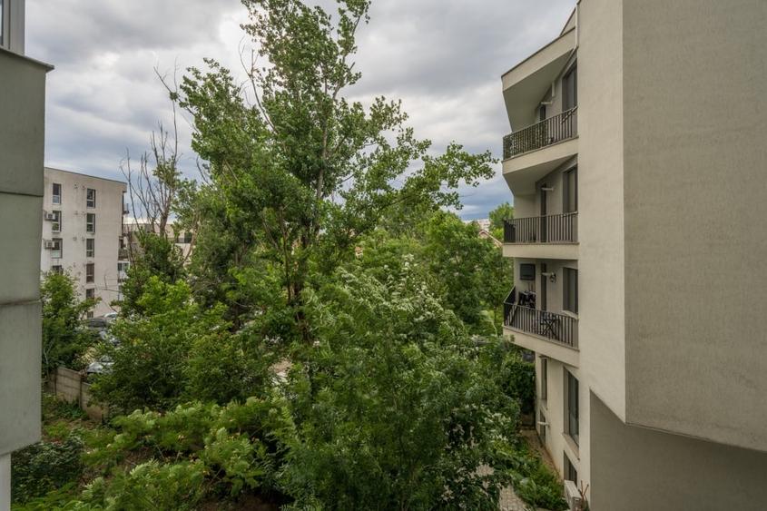 Apartament cu 2 camere semidecomandat, mobilat în Titan