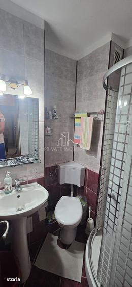 Apartament cu 3 camere decomandat în Tudor