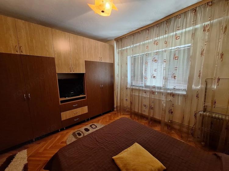 Apartament cu 2 camere decomandat în Dâmbovița