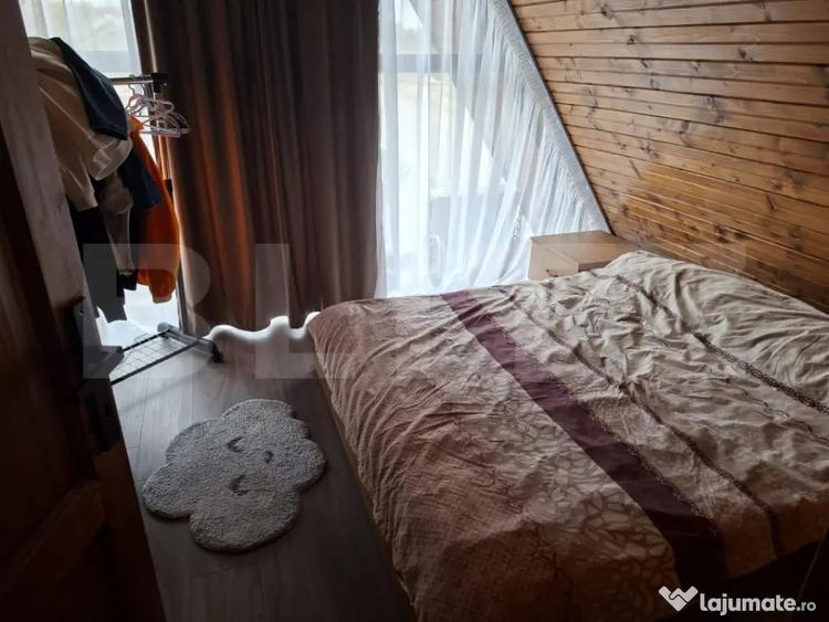 Casă cu 3 camere cu Teren 9587 Mp în Hotar