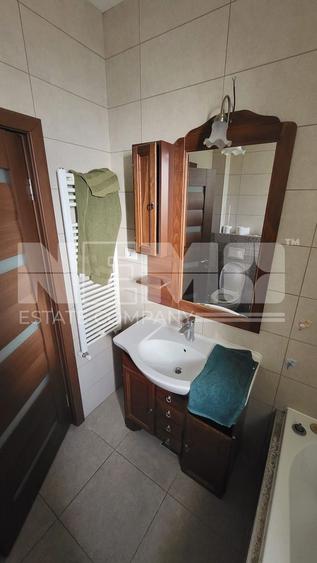 Apartament cu 3 camere semidecomandat, mobilat în Burdujeni