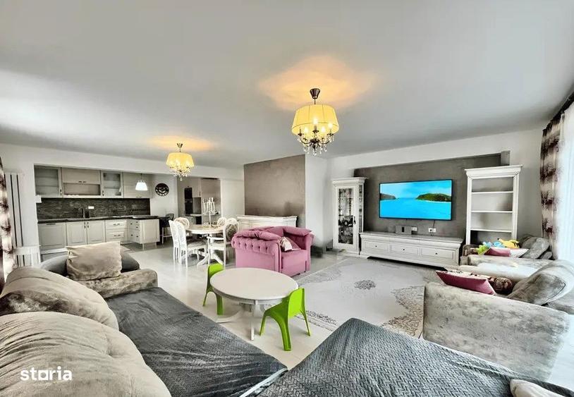 Apartament cu 4 camere decomandat în Dârste