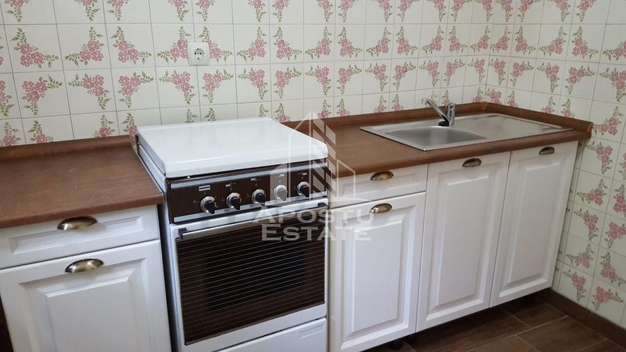 Apartament cu 2 camere decomandat, zona Spitalului Judetean - 4