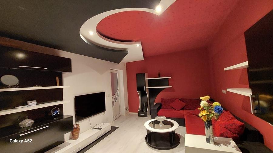 Apartament cu 2 camere decomandat în Obor