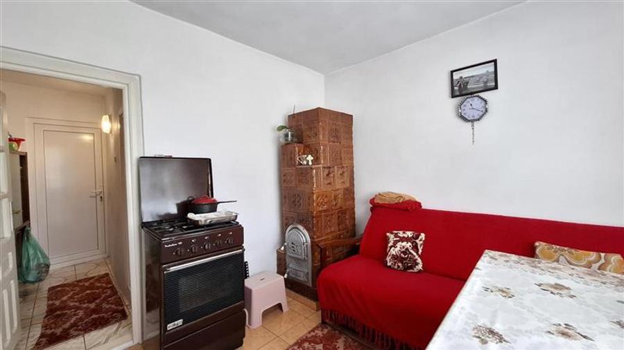 Casă individuală cu 3 camere cu Teren 870 Mp în Exterior Est