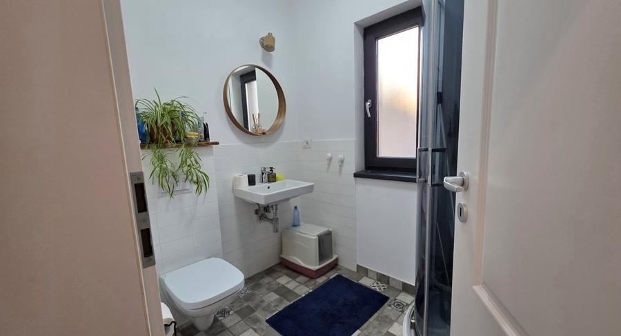 Duplex cu 4 camere cu Canalizare în Dumbrăvița