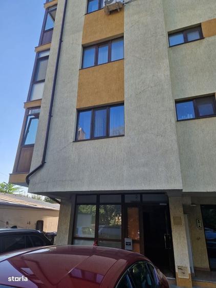 Spațiu comercial, de 147 mp, în Valea Oltului