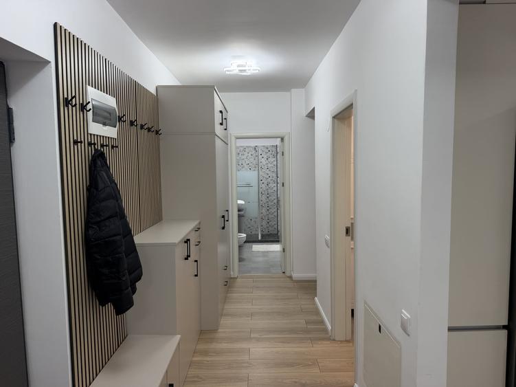 Apartament cu 3 camere decomandat, mobilat în Mihai Viteazul