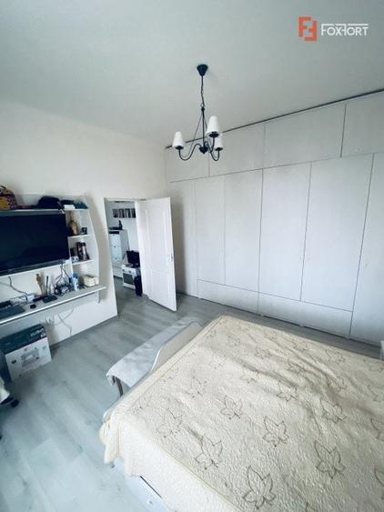 Apartament cu 2 camere nedecomandat, mobilat în Ronaț