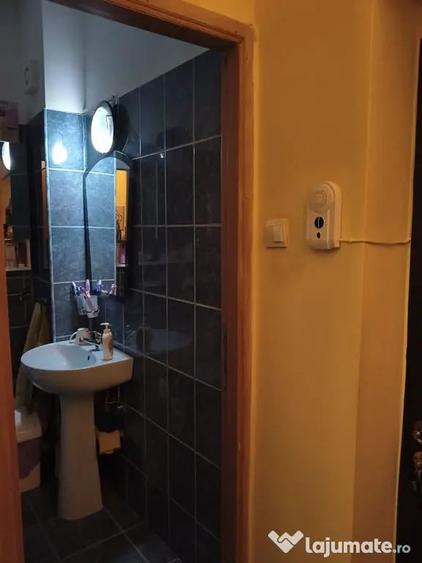 Garsonieră semidecomandată în Central