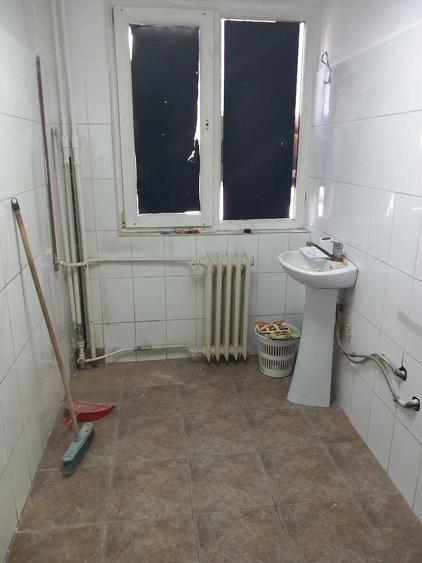 Spațiu comercial, de 40 mp, în Șagului