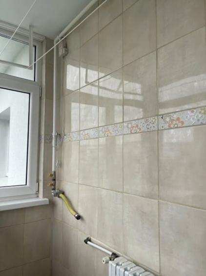 Apartament cu 3 camere decomandat, mobilat în Tomis III