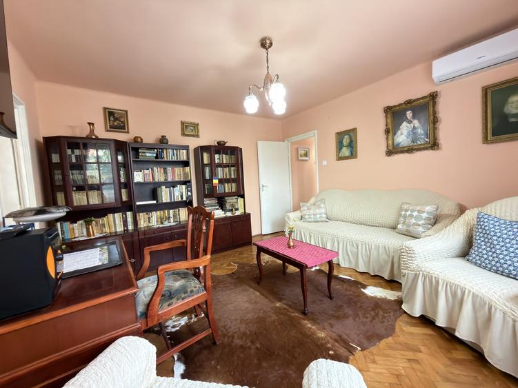 Apartament cu 2 camere semidecomandat, mobilat în Circumvalațiunii