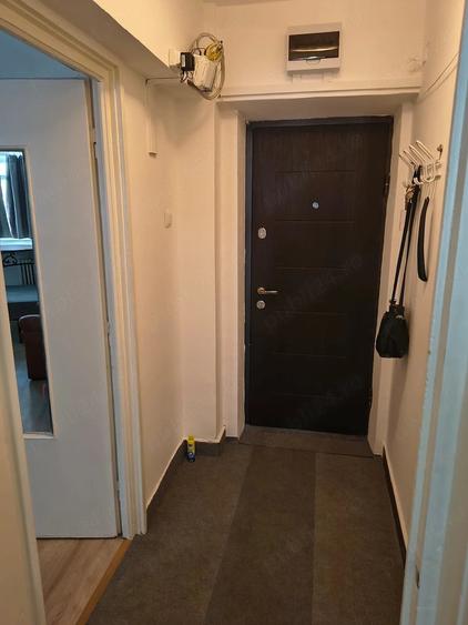 Apartament cu 2 camere semidecomandat în Constructorilor