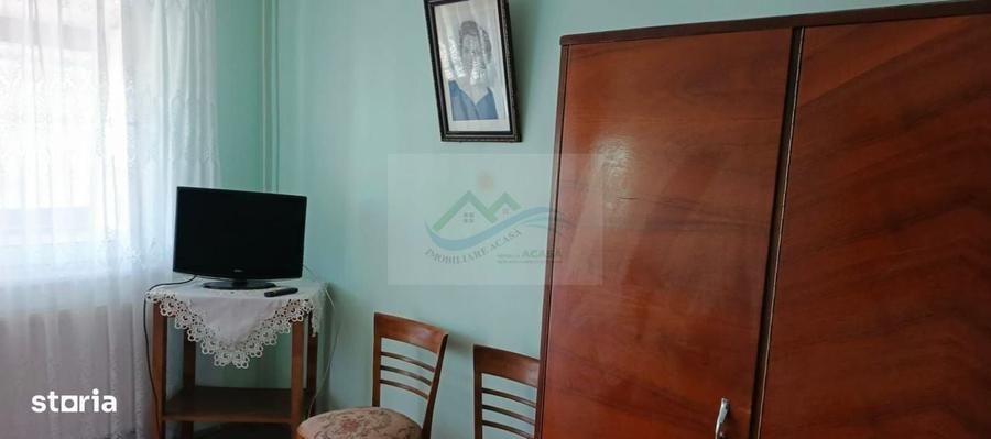 Apartament cu 2 camere semidecomandat în Roșu