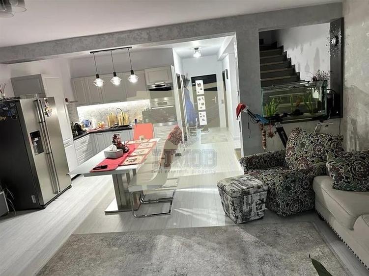 Duplex cu 4 camere cu Teren 318 Mp în Șelimbăr