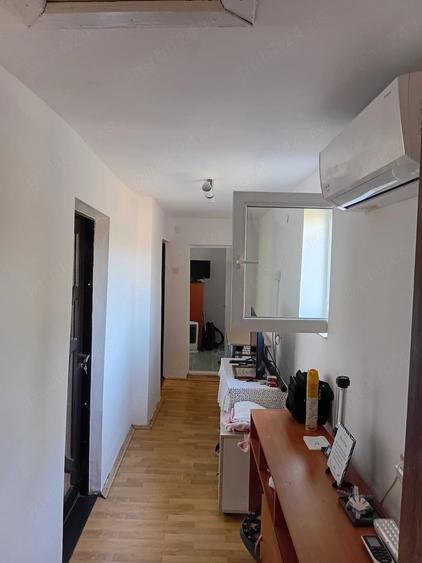 Casă cu 3 camere cu Teren 800 Mp în Central