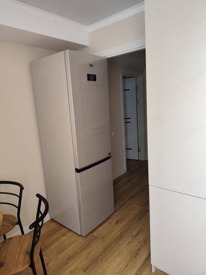 Apartament cu 3 camere decomandat în Chibrit