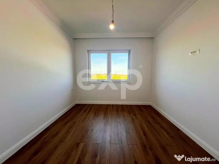 Casă cu 5 camere cu Teren 364 Mp în Urseni