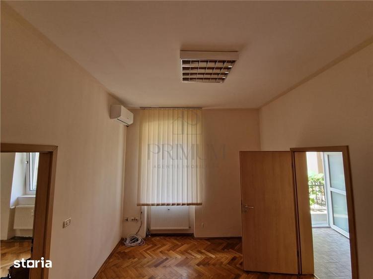 Spațiu comercial, de 50 mp, în P-ța Unirii