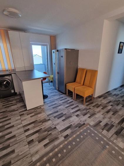 Apartament cu 2 camere decomandat în Giarmata