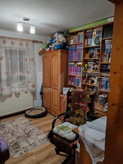 Apartament cu 3 camere semidecomandat, mobilat în Vatra Dornei