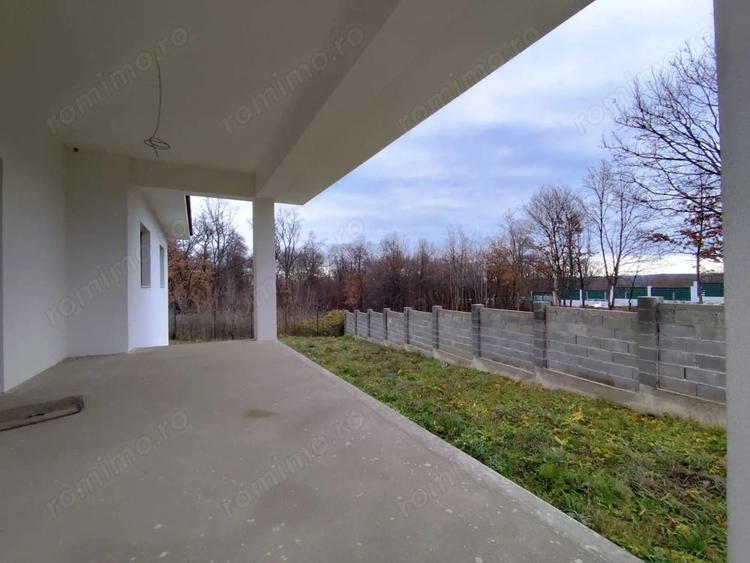 Vanzare | casa noua | nivel parter | living generos | 3 dormitoare - 3