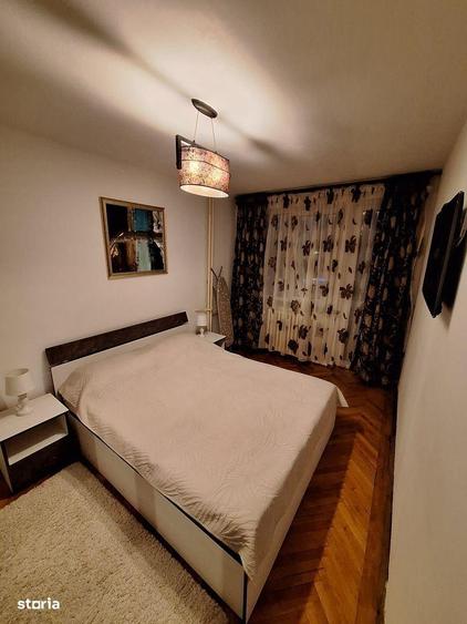 Apartament cu 2 camere decomandat în Calea București