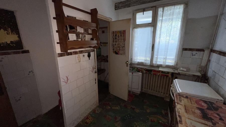 Apartament cu 2 camere decomandat în Drumul Taberei