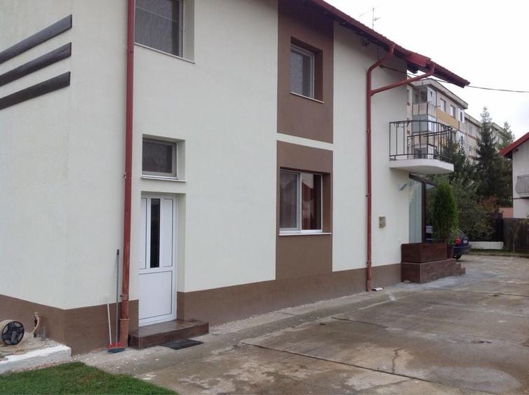 Casă cu 4 camere cu Teren 700 Mp în Exterior Vest